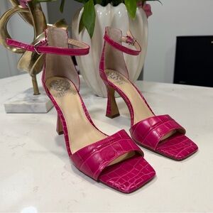 Vince Camuto Pink Croc Embossed Ankle Strap Heels Square Toe Designer Sandals